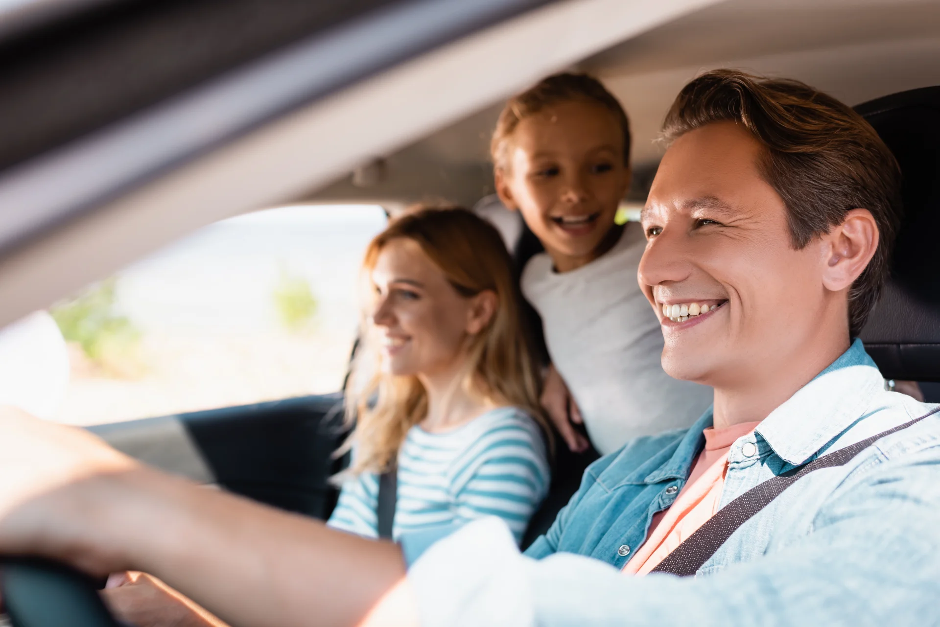 happy family enjoys a road trip together 2026 01 06 00 09 43 utc